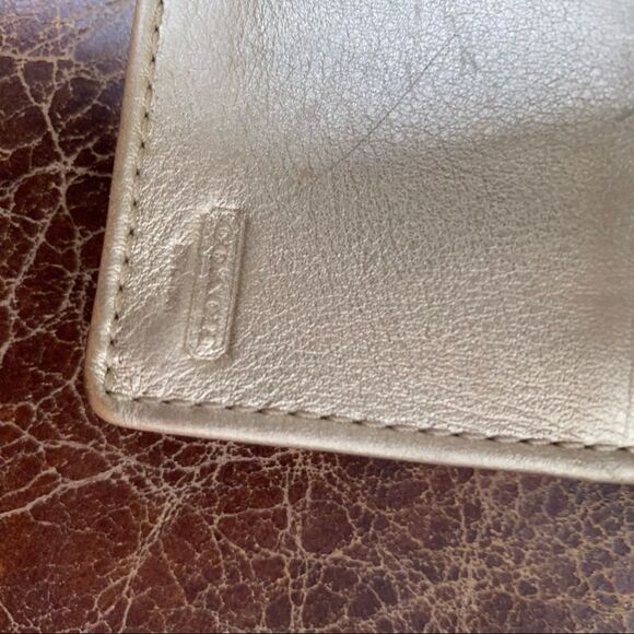 Coach ivory, tan gold signature card holder - Picture 7 of 8